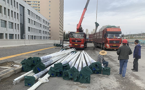 农村秦州太阳能路灯安装全解析：庭院秦州太阳能路灯施工指南