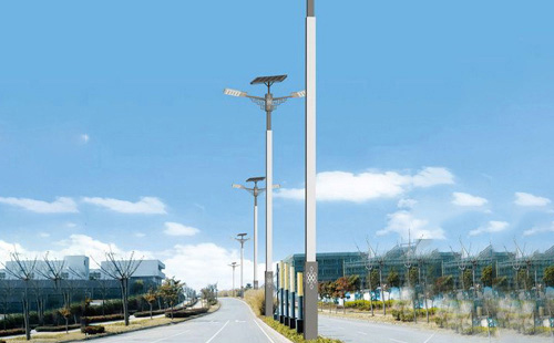 秦州太阳能路灯前半夜亮后半夜暗的真相：控制器分时调光机制